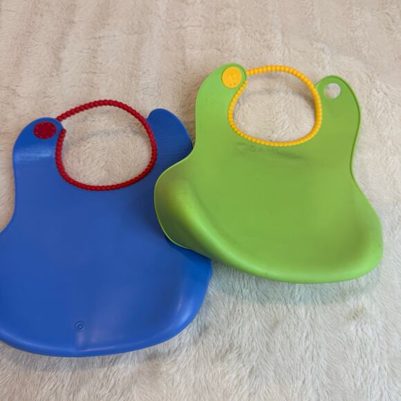 BabyBjorn Baby Feeding Bibs Plastic With Pocket Green Blue - Picture 4 of 6